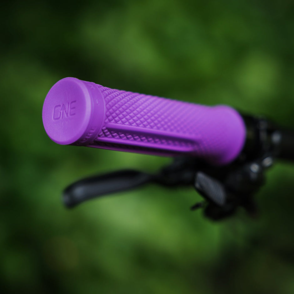 ONEUP LOOK-ON GRIPS